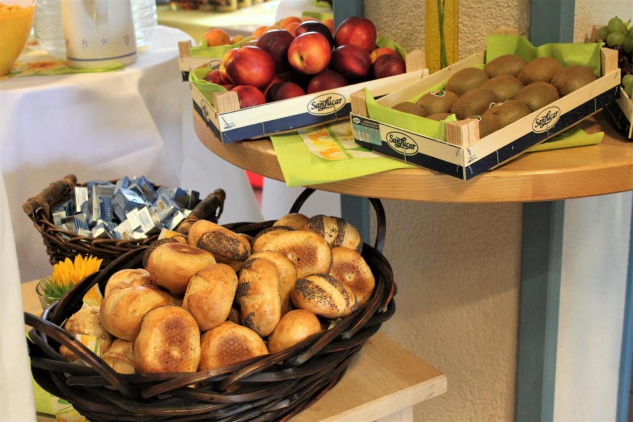 Zur Traube Schwarzwaldhotel & Restaurant Am Titisee แซงค์ทมาร์เงน ภายนอก รูปภาพ